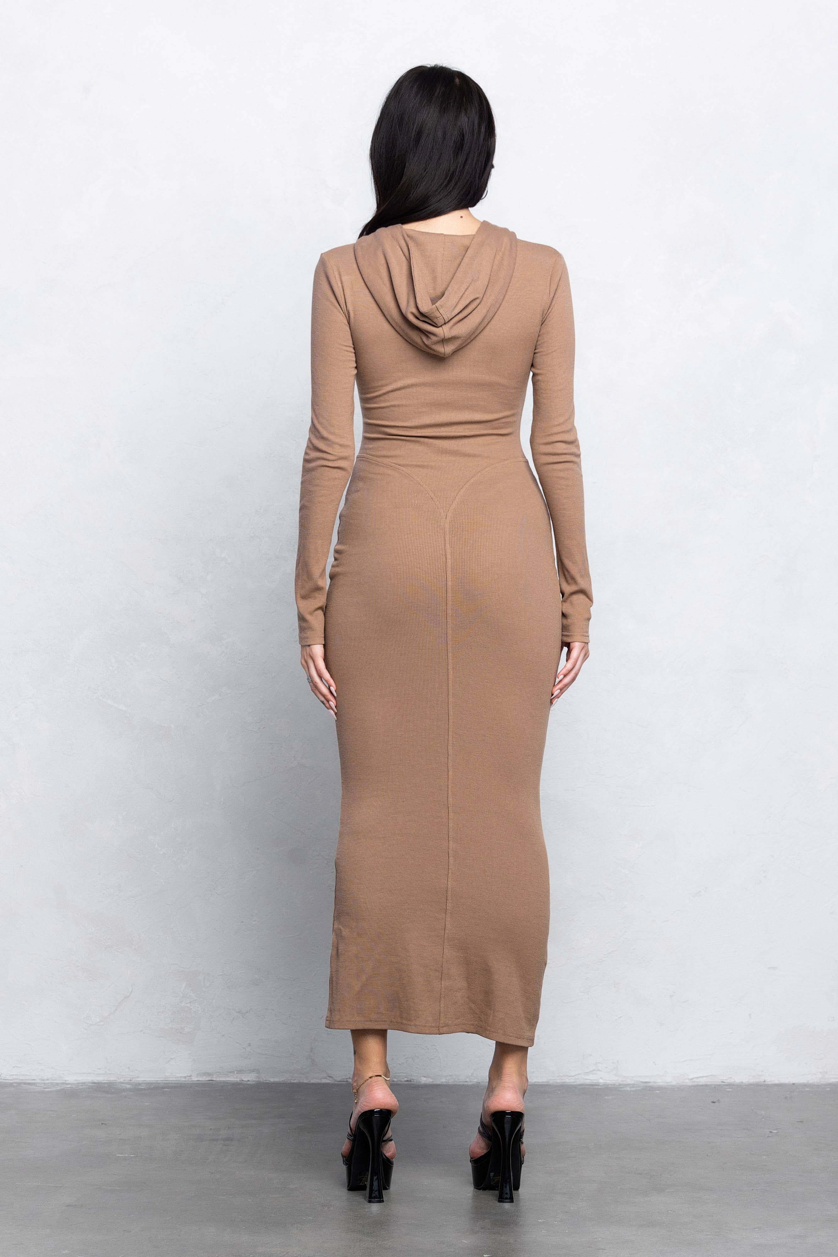 Simplicity maxi dress w/ hoodie