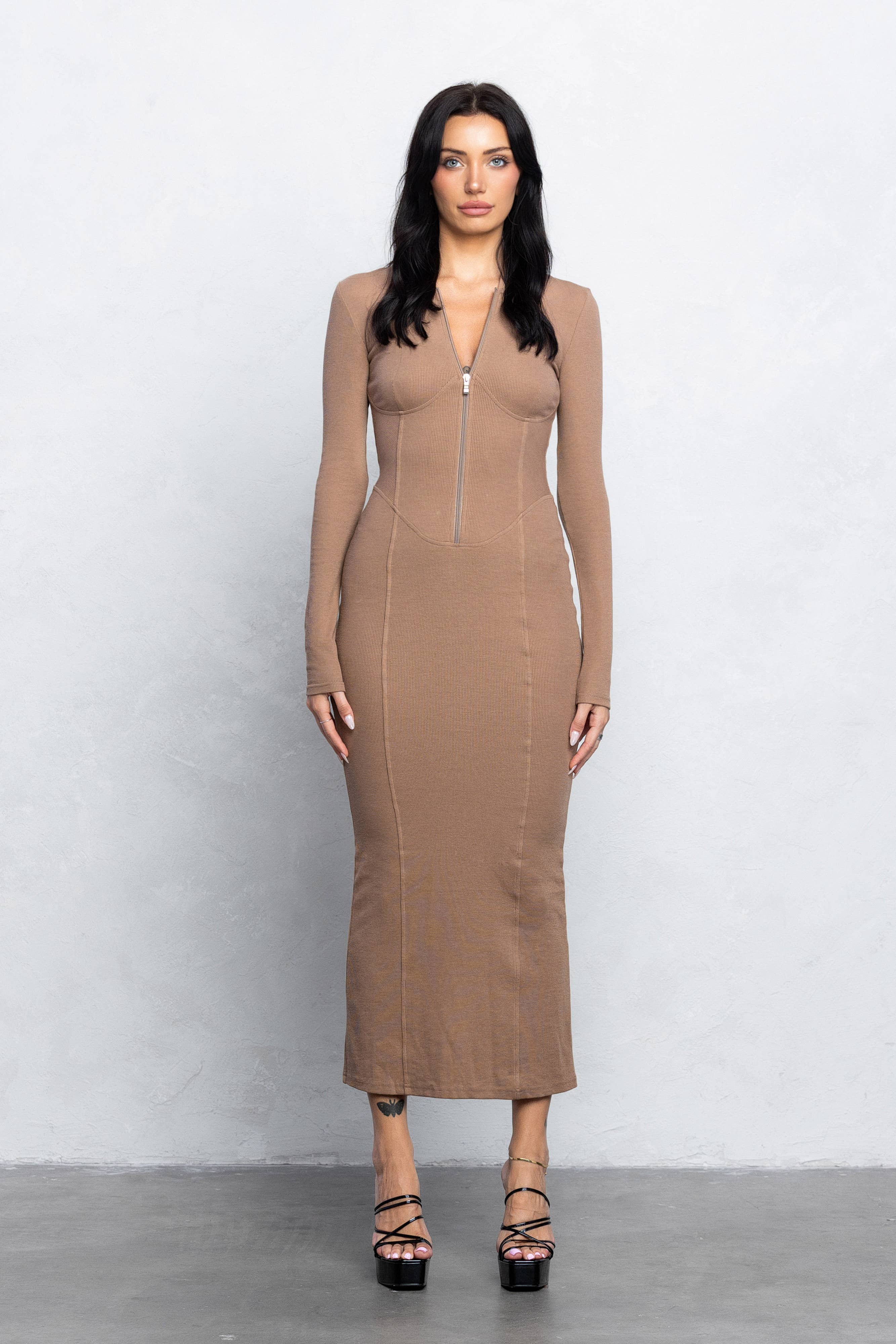 Simplicity maxi dress w/ hoodie